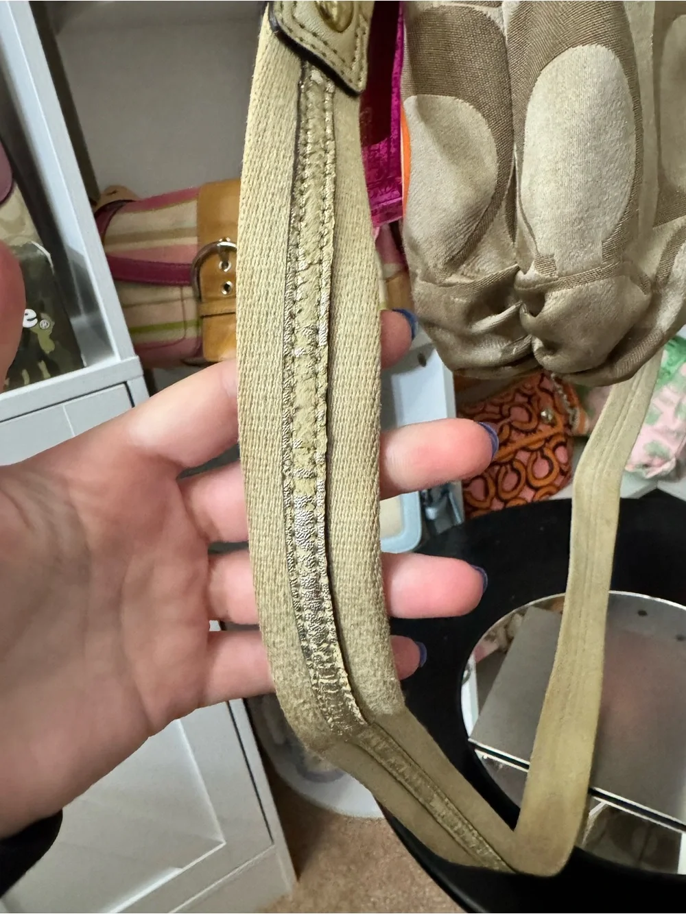 Coach Poppy ‘Pop C’ Shoulder Bag - Picture 5 of 11